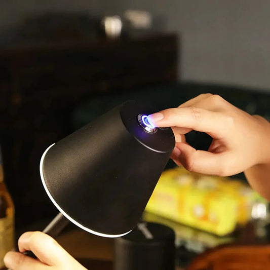 Wiederaufladbare Tischlampe – Tazzi