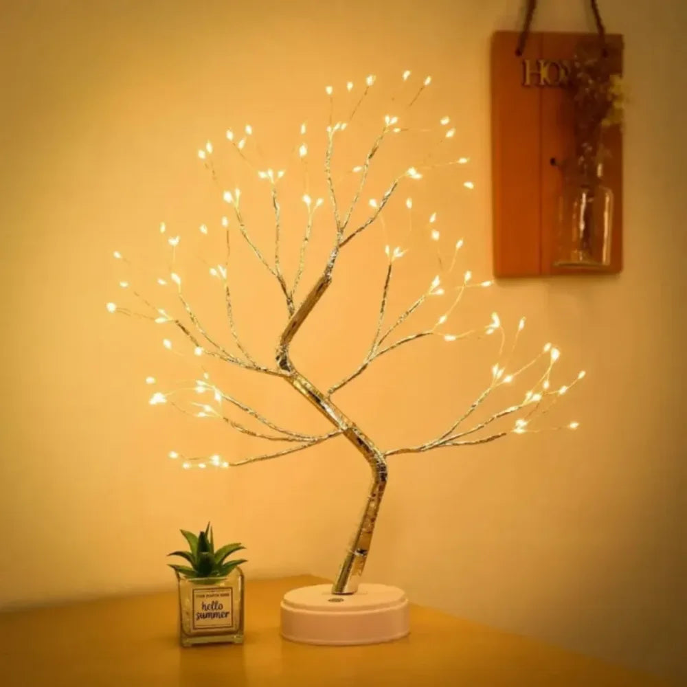 Tischlampe Tazzi mit leuchtendem Baum