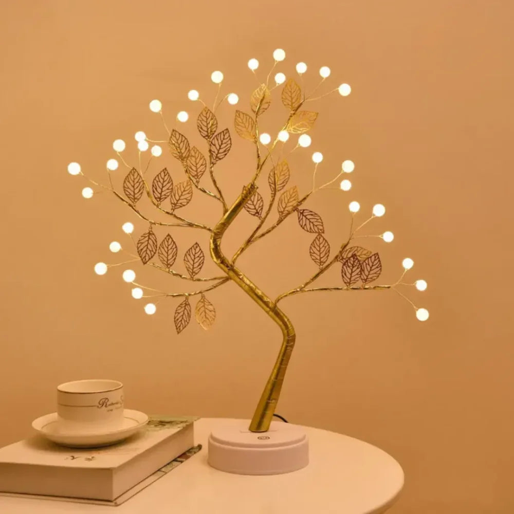Tischlampe Tazzi mit leuchtendem Baum
